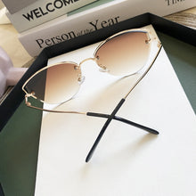 Load image into Gallery viewer, Oulylan Cat Eye Sunglasses Women Luxury Rimless Gradient Sun Glasses Clear Ocean Color Lenses Shades Ladies Sunglass UV400