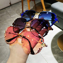 Load image into Gallery viewer, 2022 New Colorful Diamond Sunglasses Ladies Luxury Fashion One-piece Square Sunglasses Gradient Color Retro Punk Glasses UV400