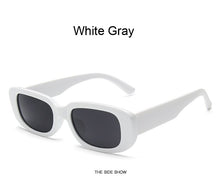 Carica l&#39;immagine nel visualizzatore di Gallery, 2022 Occhiali da sole quadrati Donna Luxury Brand Viaggi Piccolo rettangolo Occhiali da sole Moda femminile Retro Lunette De Soleil Femme 