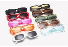 Carica l&#39;immagine nel visualizzatore di Gallery, 2022 Occhiali da sole quadrati Donna Luxury Brand Viaggi Piccolo rettangolo Occhiali da sole Moda femminile Retro Lunette De Soleil Femme 