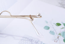 Carica l&#39;immagine nel visualizzatore di Gallery, montatura per occhiali vibrato senza lenti con catena intarsiata di perle occhiali decorativi per foto occhiali da donna super fire 