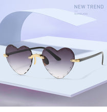 Carica l'immagine nel visualizzatore di Gallery, Ladies Heart Shaped Sunglasses metal Women Brand Designer Fashion Rimless Gradient Sun Glasses Oculos UV400