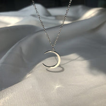 Load image into Gallery viewer, New Fashion Sweet Moon  Silver Plated  Jewelry Temperament Crescent Clavicle Chain Pendant Necklaces