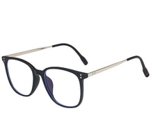 Carica l&#39;immagine nel visualizzatore di Gallery, 2022 Women Glasses Frame Luxury Eyewear For Women Anti Blue Light Glasses Optics Brand Designer Eyeglasses Frame Women
