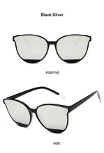 Load image into Gallery viewer, New Arrival 2022 Fashion Sunglasses Women Vintage Metal Mirror Classic Vintage Sun Glasses Female Oculos De Sol Feminino UV400