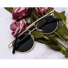 Load image into Gallery viewer, Fashion Clear Lens Metal Frame Sunglasses Retro Woman Glasses  Male Sun Glasses Round Gold UV400 Birthday Gift Items