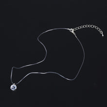 Carica l&#39;immagine nel visualizzatore di Gallery, New Personality Fashion Square Imitation Pearl Crystal Zircon Necklace Invisible Transparent Fishing Line Necklace Women