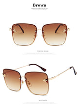 Load image into Gallery viewer, Square Bee Sunglasses Women Men Retro Brand designer Metal Frame Oversized Sun Glasses Female Grandient Shades Oculos