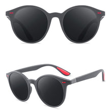 Carica l'immagine nel visualizzatore di Gallery, Square Retro Rivet Polarized Sunglasses UV400 Men's Glasses Classic Driving Sunglasses Oversized Sunglasses Men