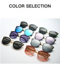 Load image into Gallery viewer, 2022 Bee Women&#39;s Sunglasses Oval Metal Frame Little Bee Men&#39;s Sunglasses UV400 Classic Retro Brand Sport  Glasses