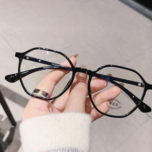 Carica l&#39;immagine nel visualizzatore di Gallery, Round Blue Light Blocking Computer Glasses Women Men Ultralight Fashion Optical Myopia Eyeglasses Frames Female UV400
