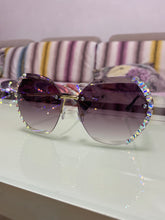 Load image into Gallery viewer, Vintage Style Rimless Sun Glasses Female Luxury Brand Cut Diamond Crystal Gradient Square Sunglasses