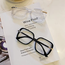 Load image into Gallery viewer, New Fashion Vintage Clear Square Glasses Frame Women Brand Designer Fresh Big Transparent Eyeglasses Female Optical Spectacles
