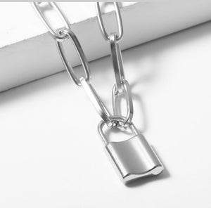 Punk Simple Padlock Pendant Necklace Hip Hop Lock Necklaces for Women Gold/Silver Color Chunky Necklace Chain on the Neck