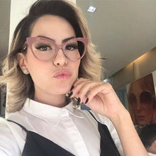 Load image into Gallery viewer, 2022 Comfortable Vintage Cat Eye Glasses Frame Women Fashion Optical Transparent Eyeglasses Female Spectacles Oculos Feminino