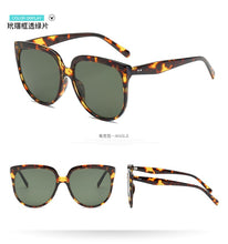 Carica l'immagine nel visualizzatore di Gallery, Sunglasses Women Cat Eye  Brand Designer Fashion Coating Mirror Sexy Cateye Sun Glasses  Women's Glasses