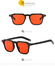 Carica l'immagine nel visualizzatore di Gallery, New Sunglasses Fashion Men And Women Jumping Di Hip Hop Couple Glasses Super Fire Retro Sunglasses
