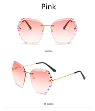Load image into Gallery viewer, Vintage Style Rimless Sun Glasses Female Luxury Brand Cut Diamond Crystal Gradient Square Sunglasses