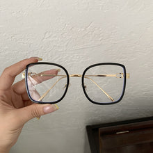 Load image into Gallery viewer, Anti-blue Eyeglasses Women Vintage Metal Square Glasses Frame Female Optical Transparent Spectacles Oculos De Grau
