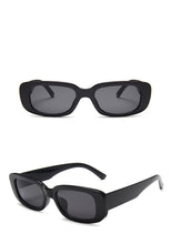 Carica l'immagine nel visualizzatore di Gallery, Occhiali da sole oversize di lusso da donna Occhiali da sole retrò da donna Occhiali firmati di marca per donna Specchio Oculos De Sol Feminino 