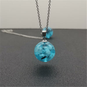 Transparent Resin Rould Ball Moon Pendant Necklace Women Blue Sky White Cloud Chain Necklace Fashion Jewelry Gifts for Girl