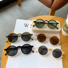 Load image into Gallery viewer, Oulylan Retro Round Sunglasses Women Men Classic Brand Leopard Green Sun Glasses Shades Ladies UV400 Sunglass Oval Eyewear