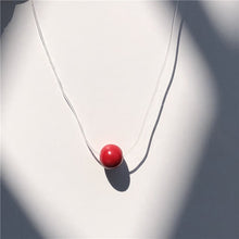 Carica l&#39;immagine nel visualizzatore di Gallery, New Personality Fashion Square Imitation Pearl Crystal Zircon Necklace Invisible Transparent Fishing Line Necklace Women