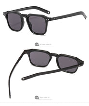 Carica l'immagine nel visualizzatore di Gallery, New Sunglasses Fashion Men And Women Jumping Di Hip Hop Couple Glasses Super Fire Retro Sunglasses