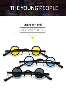 New Classic Retro Gothic Vampire Style Cool Sunglasses Women Small Round Frame SteamPunk Brand Design Sunglasses Oculos De Sol