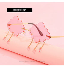 Carica l'immagine nel visualizzatore di Gallery, Moda Senza Montatura Nube Pioggia Occhiali Da Sole Passerella di Lusso delle Donne Divertenti Occhiali Da Sole Tonalità Rosa Per Le Donne UV400 2022 Marca SG036