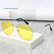 Load image into Gallery viewer, Brand 3025 Goggles Vision Night Glasses for Driving Fashion Aviation Yellow Sunglasses Men Night Vision Pilot Eyewear