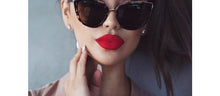 Load image into Gallery viewer, RBROVO 2022 New Oversized Sunglasses Women Cateye Retro Glasses for Women Luxury Sunglasses Women Brand Oculos De Sol Feminino