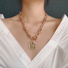 Load image into Gallery viewer, 2020 Korea Fashion Classic Thick Chain Necklace Metal Gold Silver Color Pendant Necklace For Men Women Men Party Jewelry