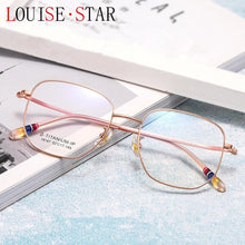 Load image into Gallery viewer, β Titanium Myopia Sunglasses Ladies Rimless Diamond Butterfly Frame Flat Lens Progressive With Prescription Diopter Astigmatism