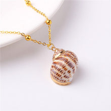 Load image into Gallery viewer, Conch Shell Necklace Sea Beach Shell Chain Pendant Necklace For Women Collier Femme Shell Cowrie Summer Jewelry Bohemian