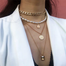 Carica l&#39;immagine nel visualizzatore di Gallery, Punk Multi Layered Pearl Choker Necklace Collar Statement Virgin Mary Coin Crystal Pendant Necklace Women Jewelry