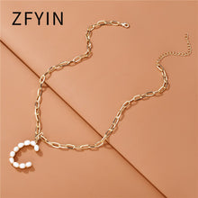 Carica l&#39;immagine nel visualizzatore di Gallery, ZFYIN 2020 New Trendy Jewelry Fresh Water Pearl Alphabet Letters Initials  Pendant Necklaces for Women