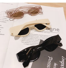 Load image into Gallery viewer, Ins Popular Fashion Small Cat Eye Sunglasses Woman Vintage Oval Eyewear Men Champagne Tea Sun Glasses Shades UV400