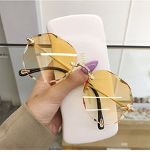 Load image into Gallery viewer, Rimless Cat Eye Sunglasses Women Trendy Sun Glasses Ladies Gradient Shades Framless Eyewear UV400 Mirror