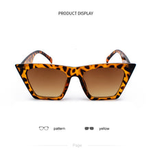 Carica l&#39;immagine nel visualizzatore di Gallery, New Woman Men Occhiali da sole Cat Eye con montatura grande Occhiali quadrati personalizzati Occhi di gatto colorati Occhiali alla moda Occhiali retrò versatili UV400 
