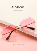 Load image into Gallery viewer, 2022 New Fashion Brand Design Vintage Rimless Pilot Sunglasses Women Men Retro Cutting Lens Gradient Sun Glasses Female UV400