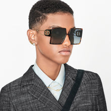 Load image into Gallery viewer, NEW Luxury Square Sunglasses Ladies Fashion Glasses Classic Brand Designer Retro Sun Glasses Women Sexy Eyewear Unisex Shades