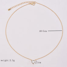 Carica l&#39;immagine nel visualizzatore di Gallery, 2020 New Female Fashion Crystal Heart Necklace Pendant  Short Gold Chain Necklace Pendant Necklace Charm Gifts girlfriends