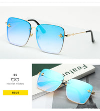 Load image into Gallery viewer, 2022 New Fashion Lady Oversize Rimless Square Bee Sunglasses Women Men Small Bee Glasses Gradient Sun Glasses Female UV400