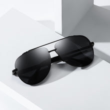 Load image into Gallery viewer, HD Polarized Big Men&#39;s Shades Metal frame Aviation Male Sunglasses Designer Men Oculos High Quality Oculos Vintage Sun Glasses