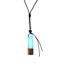Load image into Gallery viewer, 2018 New Wood Resin Necklace Women Men Handmade Vintage Resin Wood Statement Necklaces Wooden Necklace Male Jewelry Gifts