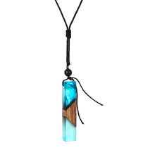 Load image into Gallery viewer, 2018 New Wood Resin Necklace Women Men Handmade Vintage Resin Wood Statement Necklaces Wooden Necklace Male Jewelry Gifts