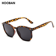 Load image into Gallery viewer, HOOBAN Squared Women Men Sun Glasses Retro Black Sungalsses For Female Male Vintage Driving Eyeglasses Rivet Shade