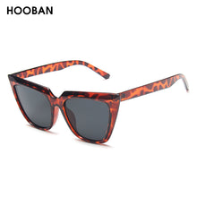 Load image into Gallery viewer, HOOBAN Stylish Cat Eye Women Sun Glasses Classic Big Frame Cateye Sunglasses For Ladies Vintage Leopard Eyeglasses UV400
