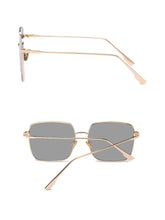 Carica l'immagine nel visualizzatore di Gallery, Spectacles Square Transparent Glasses Women Vintage Round Computer Anti blue Eyeglasses Ladies Fashion Retro Clear